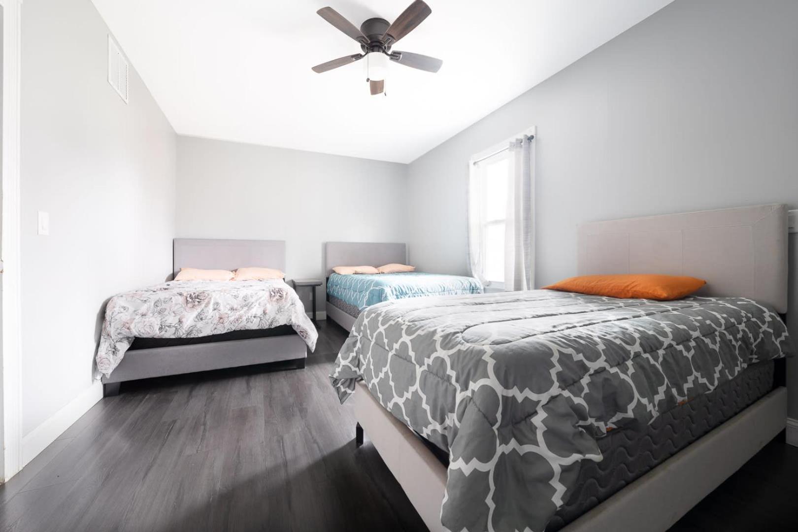 Comfy 4Br, 1 Bath Near The Falls & Casino Niagara Falls Exterior foto