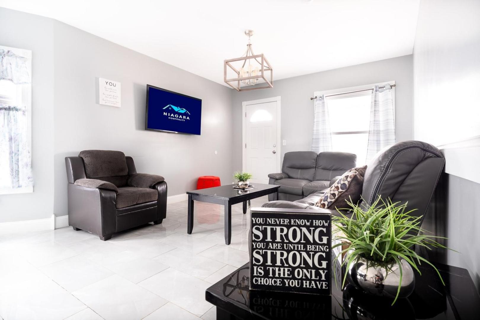 Comfy 4Br, 1 Bath Near The Falls & Casino Niagara Falls Exterior foto